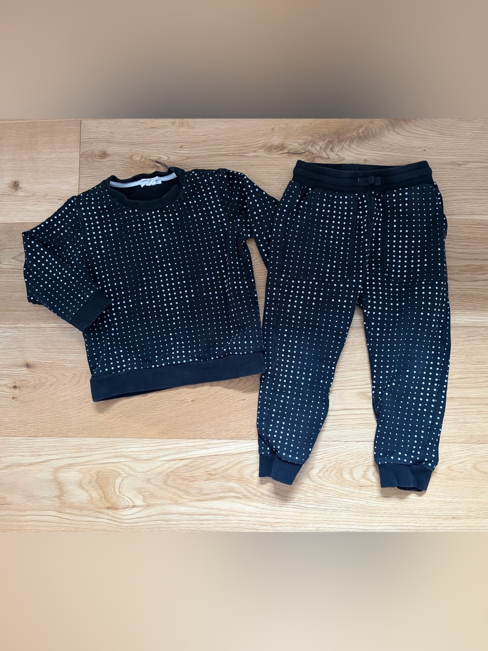 Miles the Label like new 4T sweatshirt and matching joggers